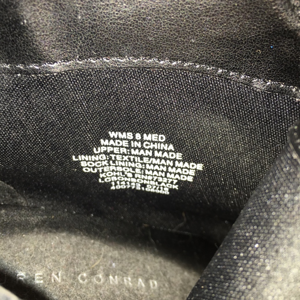 Shoes - Picture 2 of 6